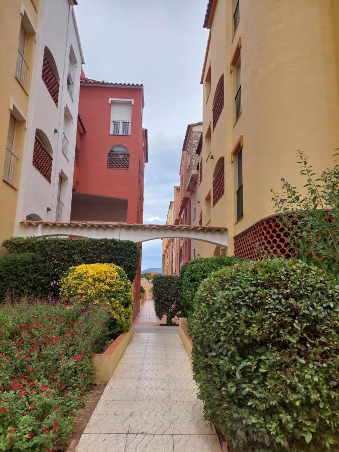 Appartement Empuriabrava Exteriér fotografie